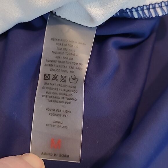 Colorful sz M Long Sleeve Swim Top with built in bra NWOT - Picture 9 of 9